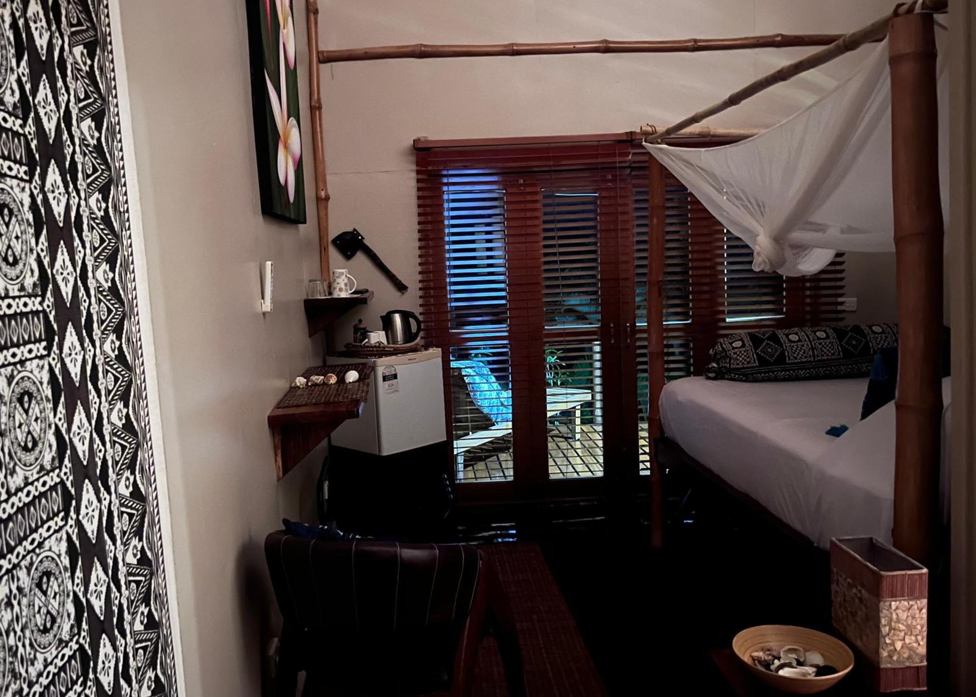 Naveria Heights Lodge Savusavu Exterior photo